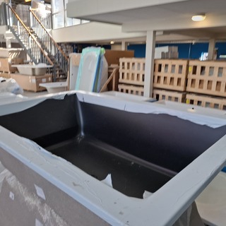 Ligbad Xenz, Society , mat zwart