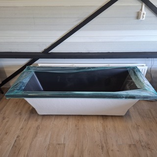 Ligbad Xenz, Society, ebony