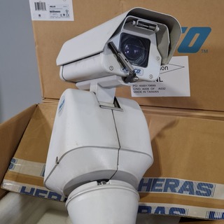 7x Veiligheids camera's, Pelco