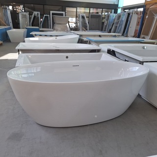 Vrijstaand ligbad Riho, wit