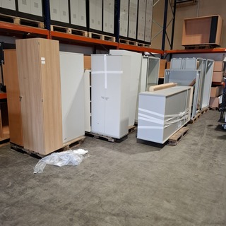 Partij diverse kasten