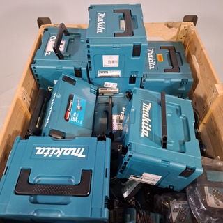 Partij acculader en koffers, O.a Makita, Metabo