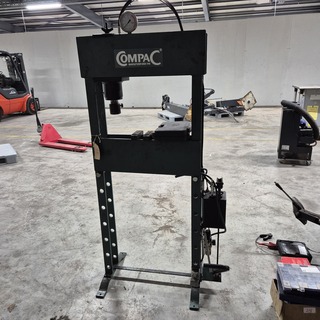 Hydraulische pers, Compac