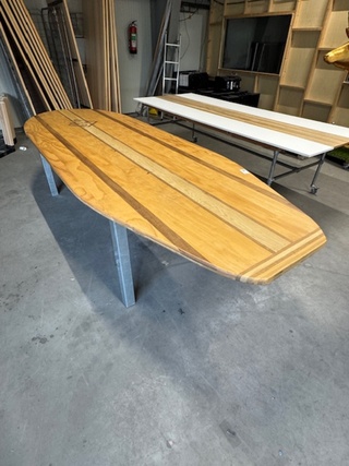 Vergadertafel Surfplank