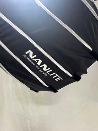 2x Softbox Nanlite, Forza 60b, met statief Falcon Eyes