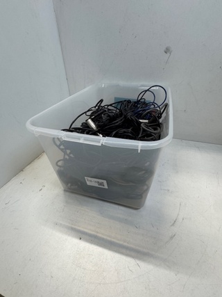 Bak Audio bekabeling