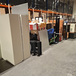 Grote partij diverse bedrijfsisnventaris