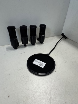 4x Microfoon Audio-Technica, AT2020