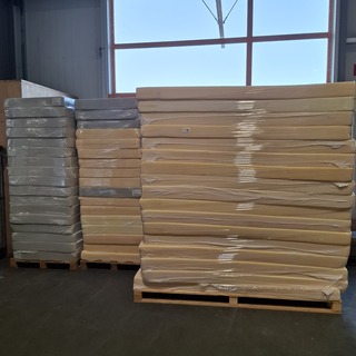 Partij matrassen (zonder hoes)