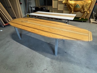 Vergadertafel Surfplank