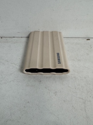 Portable SSD Samsung, T7 Shield, beige, 2gb
