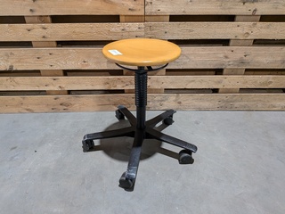 Ca. 11x Verrijdbare kruk, Wesjon, PE3010 Tabouret