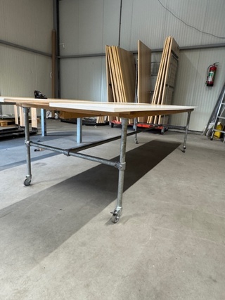 Vergadertafel, verrijdbaar