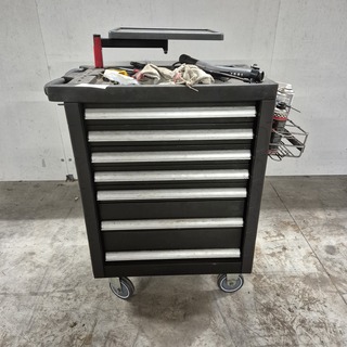 Gereedschapskar met inhoud, Kastor