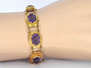 Exclusieve gouden armband met natuurlijke amethisten