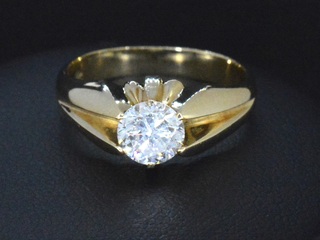 Gouden ring met een diamant