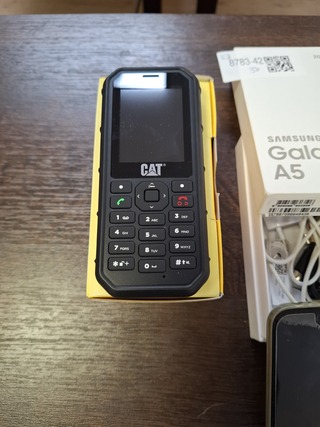 3x Telefoon O.a. Motorola, Samsung