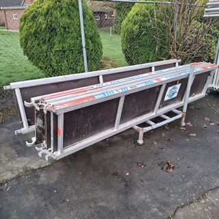 6x Loopbrug waarvan 5x met luik