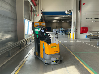 Elektro trekker Jungheinrich, EZS-350-A-FTF, geel, bouwjaar 2018, elek