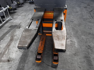 Stapel palletwagen Still, EGV-S 14, oranje, bouwjaar 2013, elektrisch