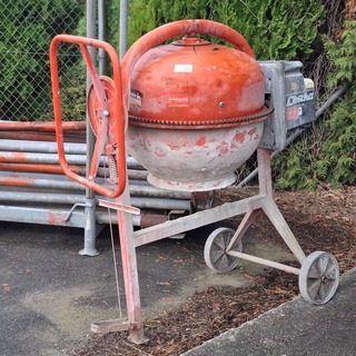 Betonmolen Lescha, SM 145S