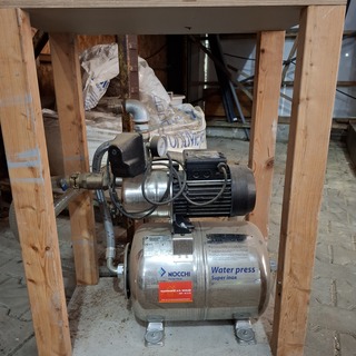 Hydrofoorpomp Pentair water, N24H, bouwjaar 2013