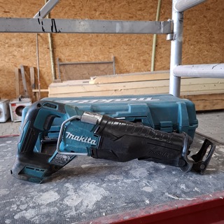 Accu reciprozaag Makita, DJR187, bouwjaar 2023