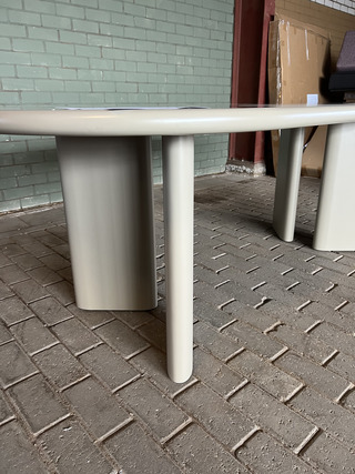 Ormi Eettafel – Beige By fonq
