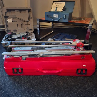 Tegelsnijder Rubi, TR-600