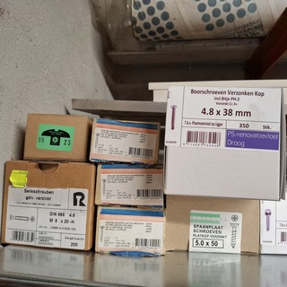 Partij diverse schroeven