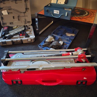 Tegelsnijder Rubi, TR-600