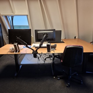 Bureauopstelling met 2x monitor