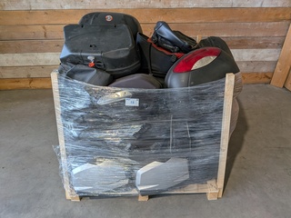 Assortiment motorkoffers en tassen, O.a. Triumph, Ducati, Honda