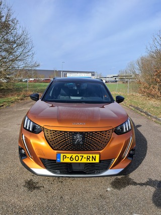 Personenauto, Peugeot, e-2008, EV Allure Première  50 kWh, 2021