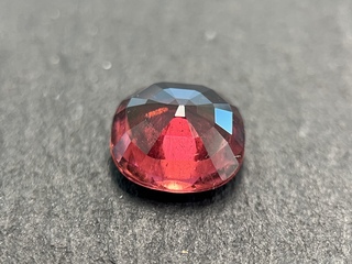 Edelsteen – 3.85 carat natuurlijke rubelliet