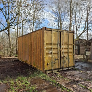 20FT zeecontainer met inhoud