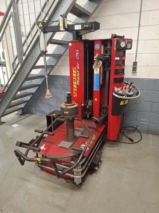 Banden de-en montage apparaat, Corghi Artiglo , Master 26