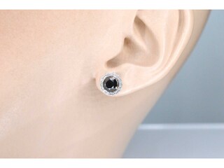 Witgouden diamanten entourage oorbellen met zwarte diamanten (enhanced