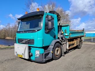 Vrachtwagen, VOLVO, FE S 4X2R, 2008, met kraan, HIAB 144Ds-2 Hiduo