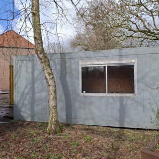 Schaftkeet met inhoud