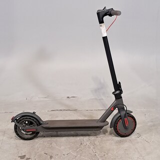 Elektrische step, Tuya