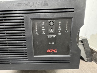 UPS noodstroom , APC, Zwart