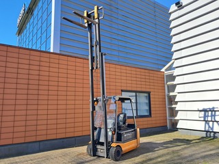 Heftruck, Still, R20-20, Oranje, 2004