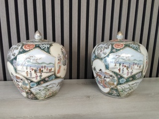 2x Chinese vazen met deksel met keurmerk