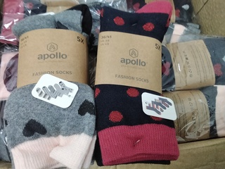 Ca. 120x Paar dames sokken, Apollo, diverse kleuren