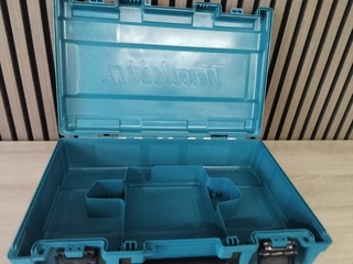 Ca. 30x Lege Makita koffers