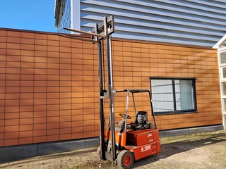 Heftruck, Linde, E15, Rood