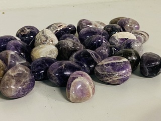 5 Kilo Amethist trommelstenen maat L