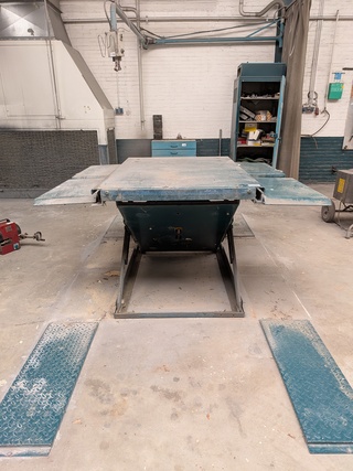 Pneumatische heftafel,  2800 kilo Herkwes, K1200-RS