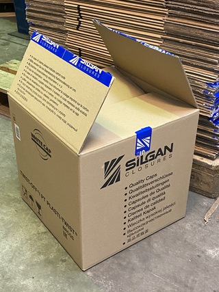 130 Verzenddozen 38x38x38cm dubbelgolf Bruin